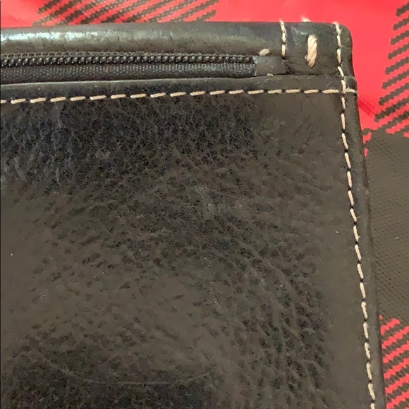 Black Fossil Wallet - Picture 6 of 8